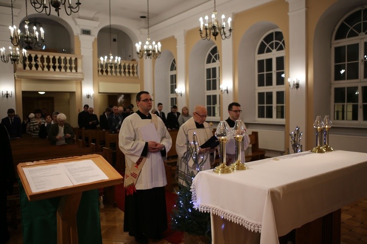 Nabożeństwo w seminaryjnej kaplicy pod przewodnictwem ks. prof. Czesława Rychlickiego