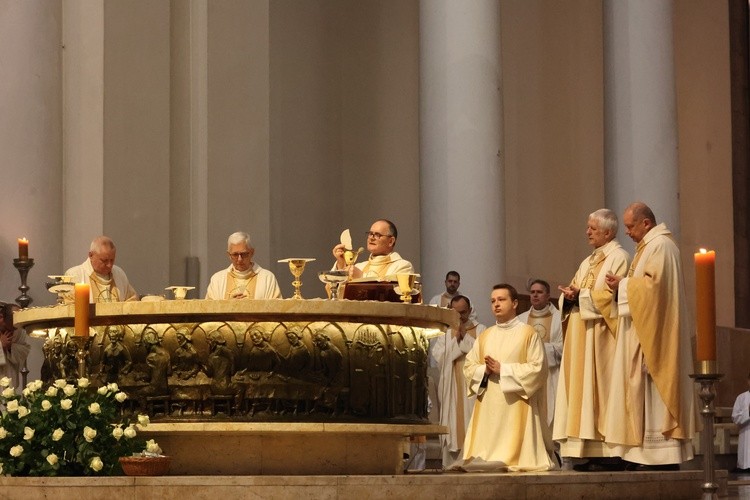 Msza Krzyżma Świętego w katedrze cz. 2