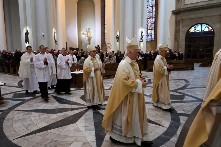 Uroczystość Chrystusa Króla w katowickiej katedrze cz. 1