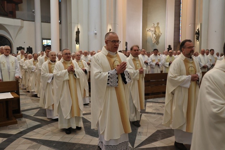 Msza Krzyżma Świętego w katedrze cz. 2