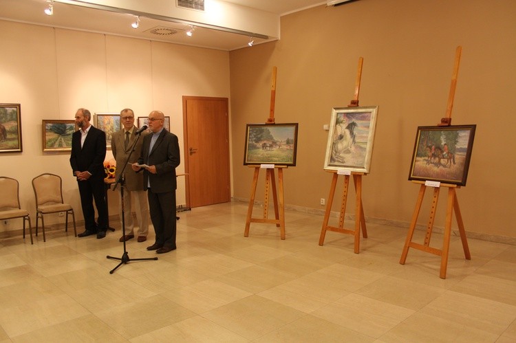 Wystawa trzech artystów w Opinogórze