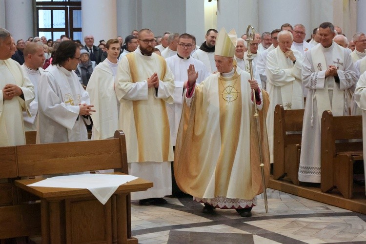 Msza św. w intencji abp. Damiana Zimonia cz.2