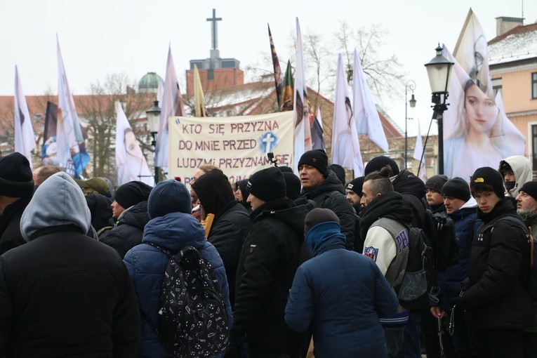 Wojownicy Maryi w Płocku. Część 1