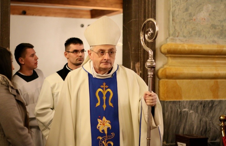 Czuwanie maturzystów