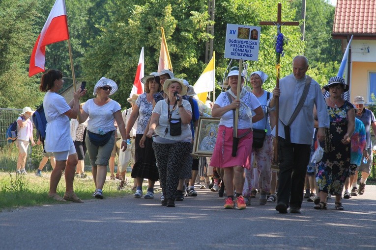 Śródborze k. Glinojecka. Pielgrzymka do Gietrzwałdu