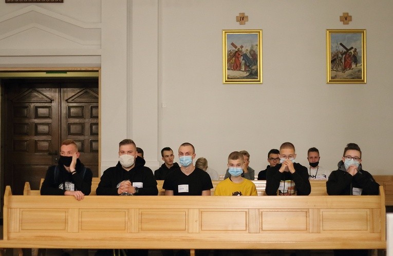 Morąg - czuwanie młodzieży cz. 1