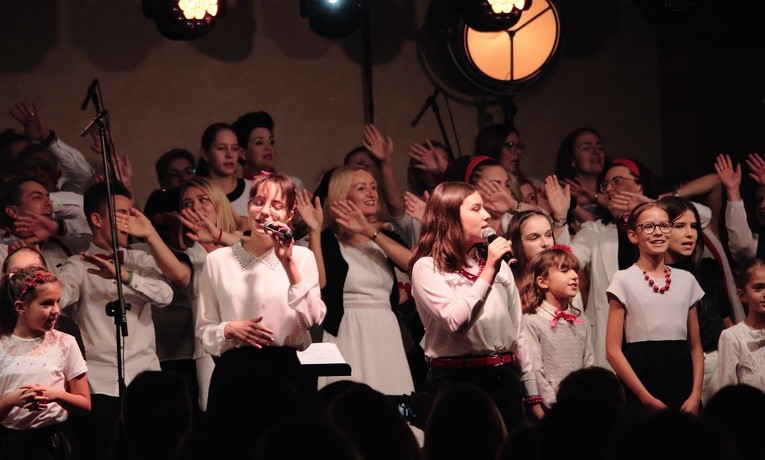 Gospel nad Jeziorakiem 