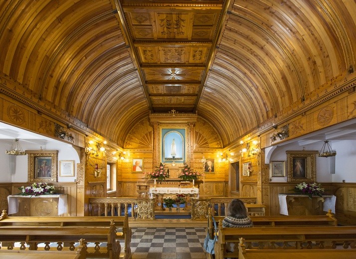 Sanktuarium na Krzeptówkach w obiektywie