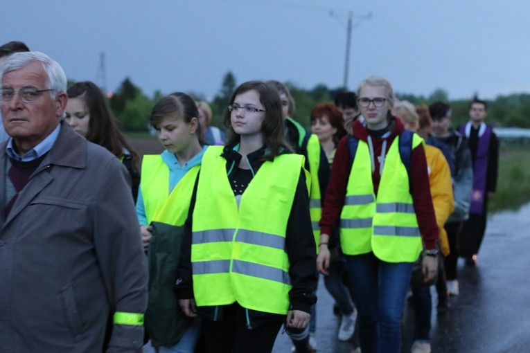 II Nocna Pielgrzymka z Modlina do Czerwińska