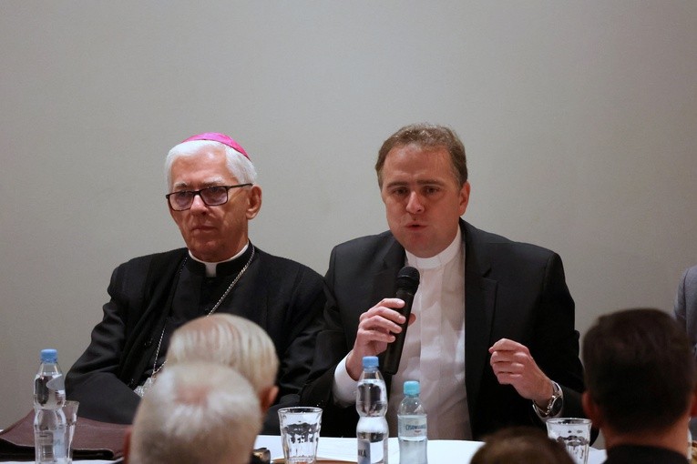 Katowice. Prezentacja albumu o katedrze