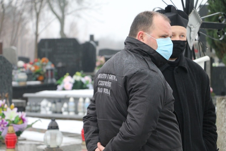 Strzelcy w hołdzie powstańcom styczniowym