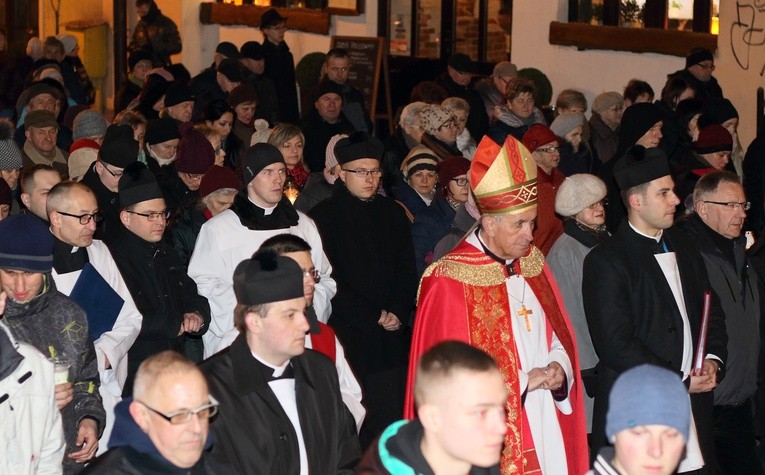 Z miłości do ludzi