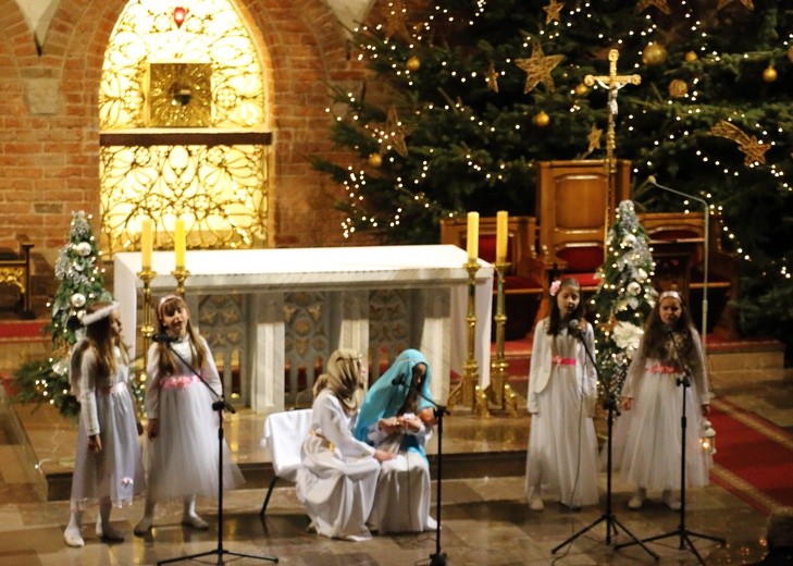 Koncert laureatów IV Międzyszkolnego Konkursu Kolęd i Pastorałek