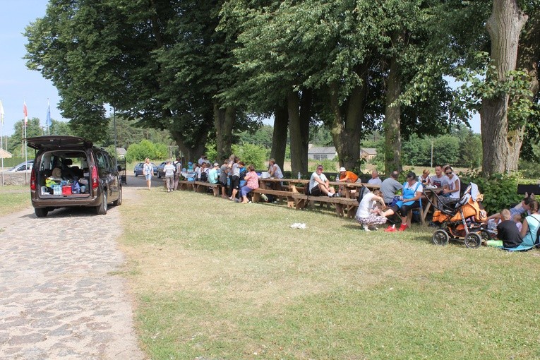 Pielgrzymują do Gietrzwałdu