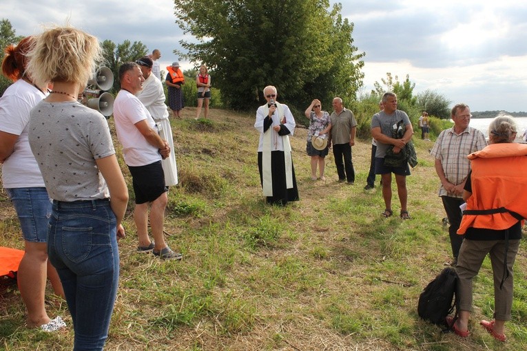 Różaniec wiślany w Czerwińsku