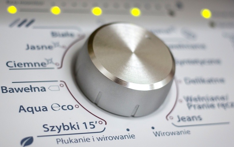 Tomasz Rożek: Jak zmieścić się w rządowym limicie zużycia prądu?