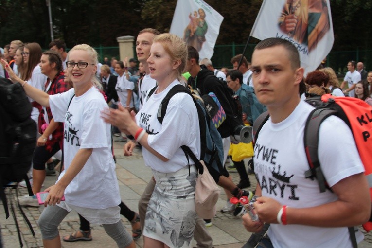 Pielgrzymka. Jasna Góra (część 1)
