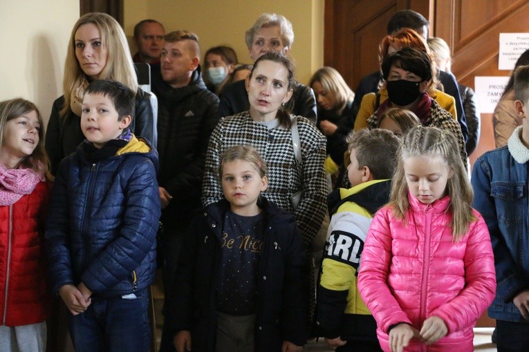 Ciechanów. Uroczystości w parafii MB Fatimskiej