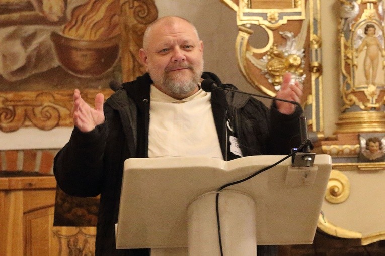 Czuwanie młodzieży w Suszu
