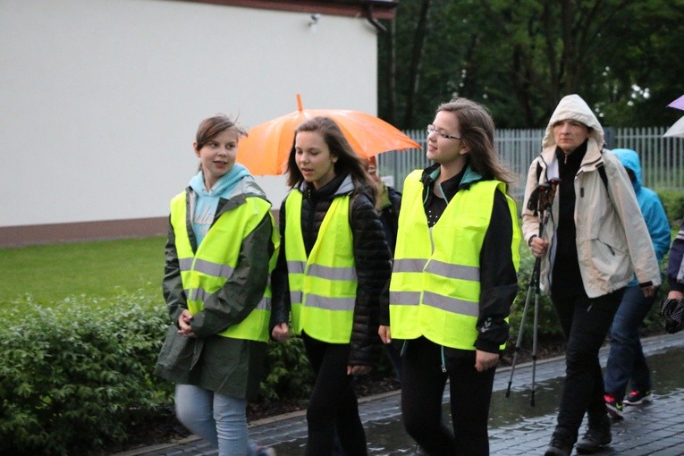 II Nocna Pielgrzymka z Modlina do Czerwińska