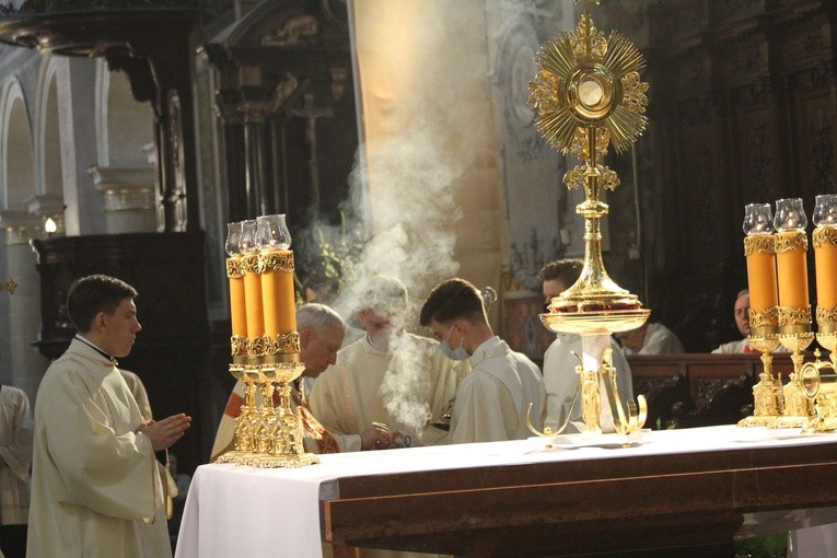 Płock. Boże Ciało w katedrze