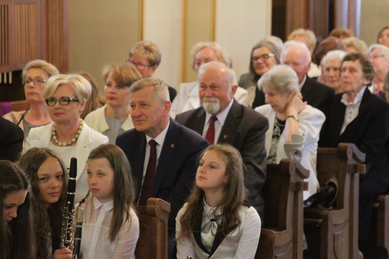 Jubileusz szkoły w Dzierzążni