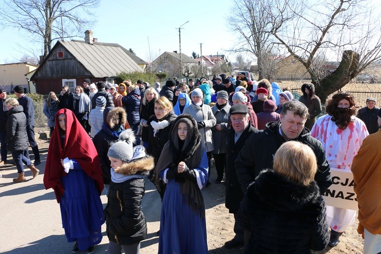 Droga Krzyżowa w Bogatem