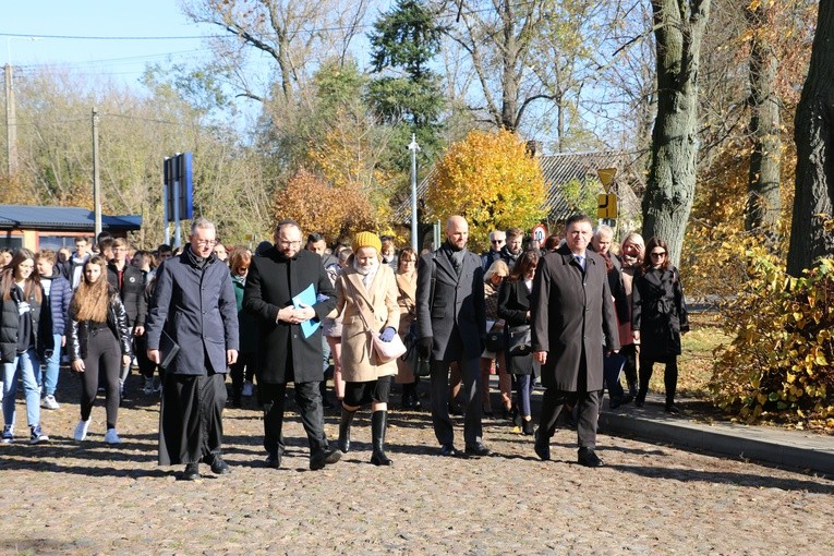Płońsk. XIV Marsz Milczenia