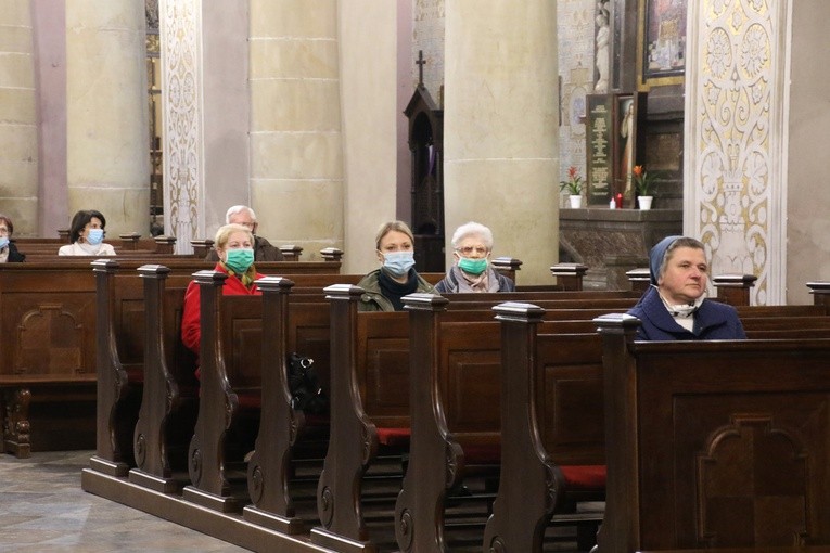 Pamięci ofiar obozów koncentracyjnych