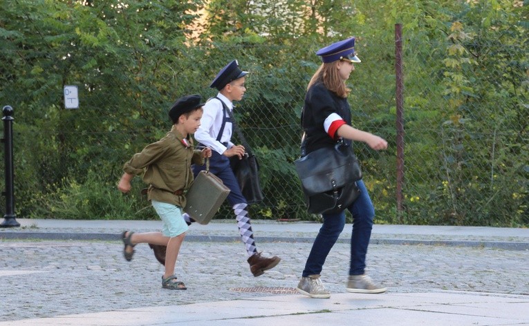 Barykada 44 czyli Powstanie Warszawskie w Elblągu
