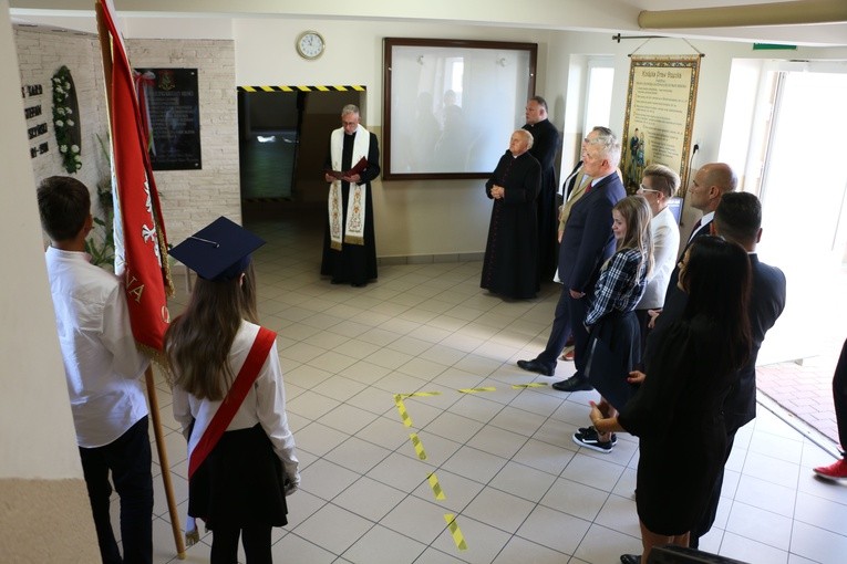 Uroczystości w SP im. Kardynała Stefana Wyszyńskiego w Siedlinie