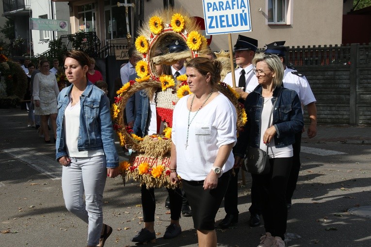 Żuromin. Odpust i dożynki