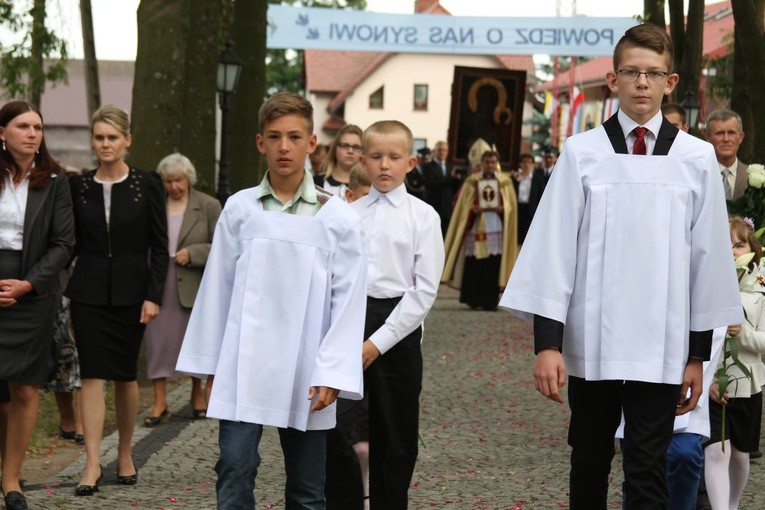 Rostkowo. Nawiedzenie w parafii św. Stanisława Kostki