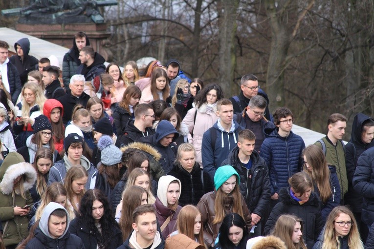 Jasna Góra. Pielgrzymka maturzystów