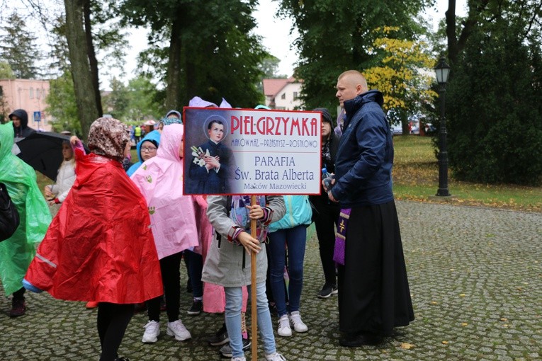 Rostkowo. Pielgrzymka dzieci