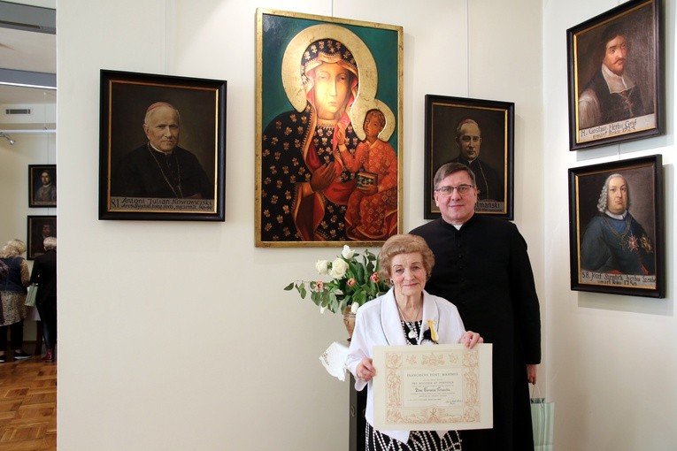 Płock. Wręczenie odznaczeń papieskich