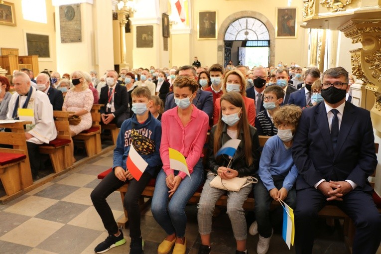 Czerwińsk. 50. rocznica koronacji obrazu Matki Bożej, cz. I