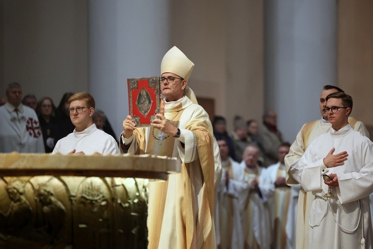 Uroczystość Chrystusa Króla w katowickiej katedrze cz. 1