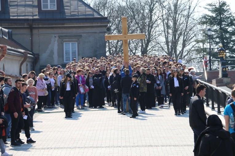 Maturzyści na Jasnej Górze. Część I