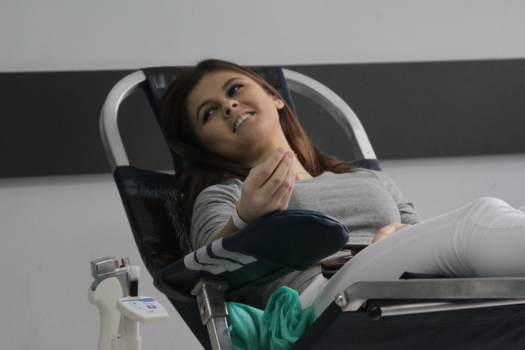 Przasnysz. Pobór krwi w ZSP