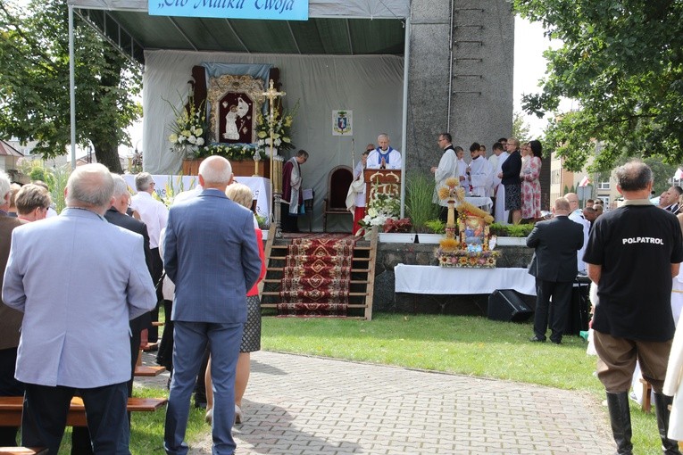 Żuromin. Odpust i dożynki