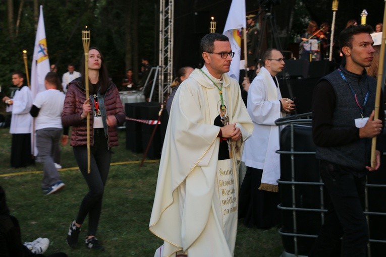 Rostkowo. Pielgrzymka młodzieży