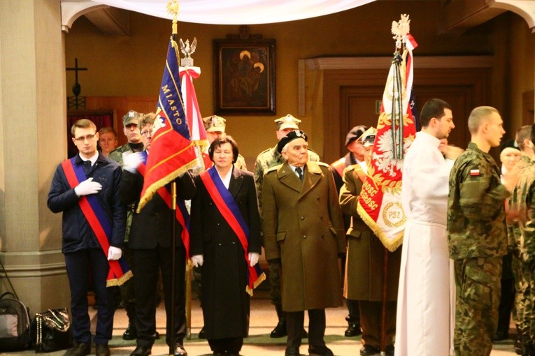 Odsłonięcie obelisku gliwickich cichociemnych