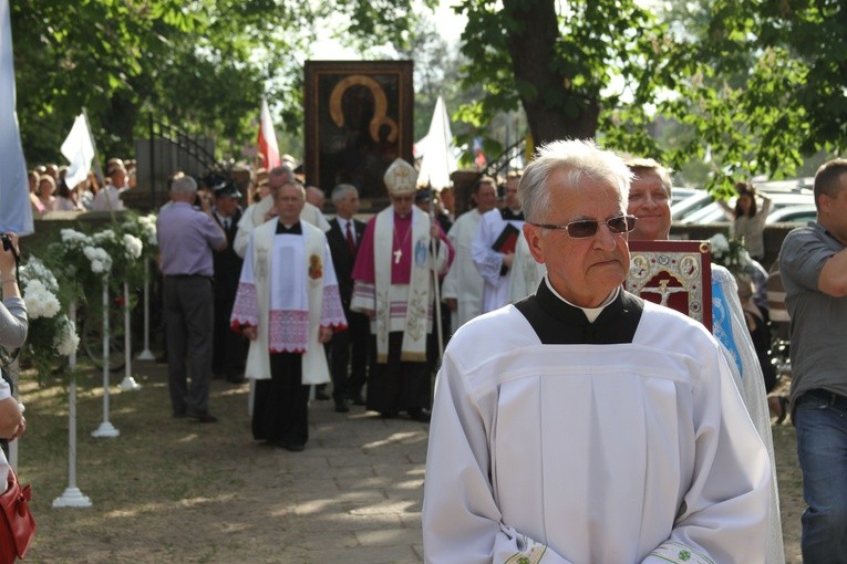 Dobrzyków. Nawiedzenie w parafii św. Stanisława BM