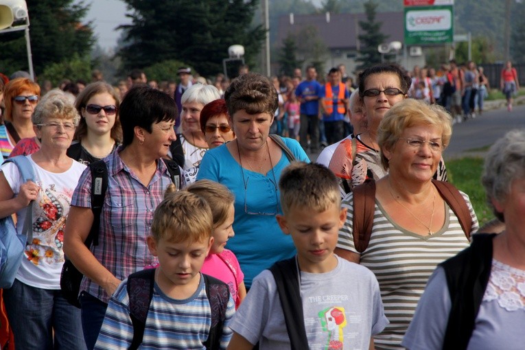 Do Odporyszowa z Janowca