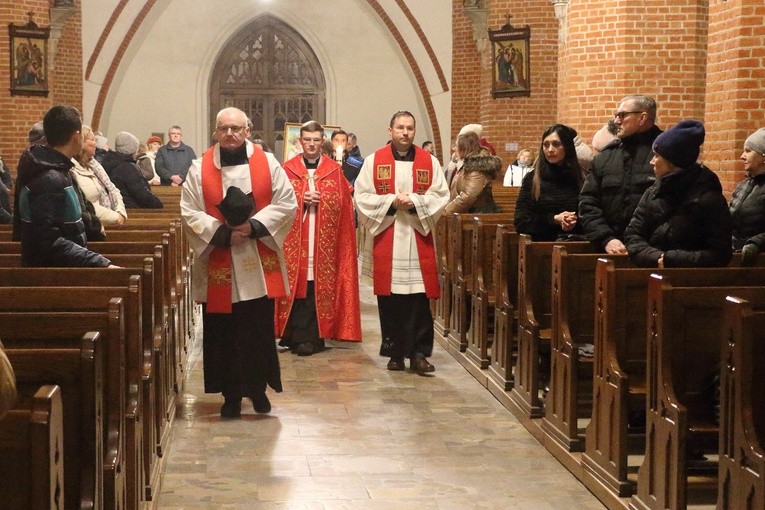 Peregrynarcja relikwii w diecezji elbląskiej