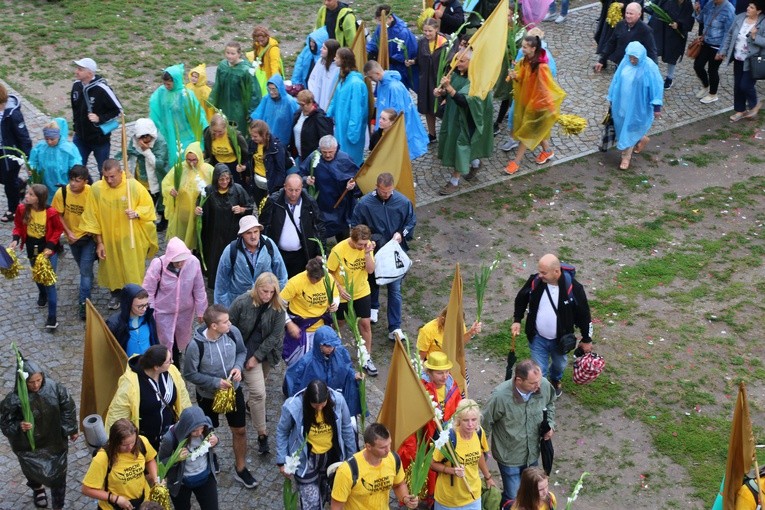 Pielgrzymka 2019. Wejście na Jasną Górę - część I