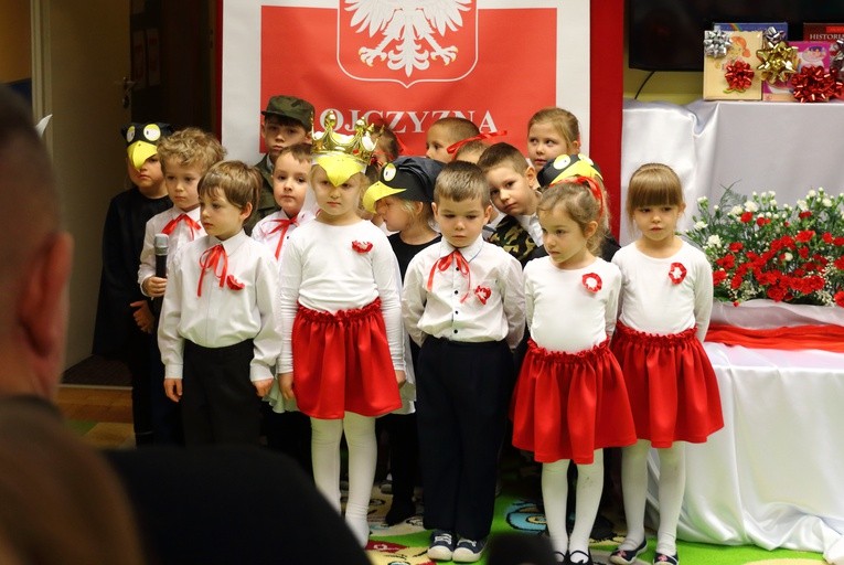 Dzień Niepodległości - przedszkole bł. Franciszki