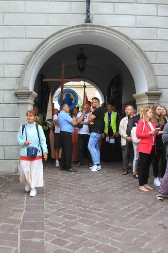 Pielgrzymka. Wejście na szczyt - cz. 1