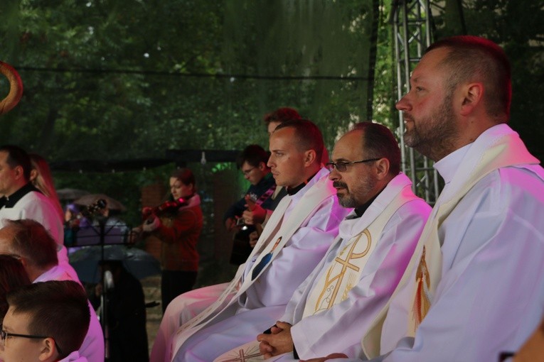 Rostkowo. Pielgrzymka dzieci